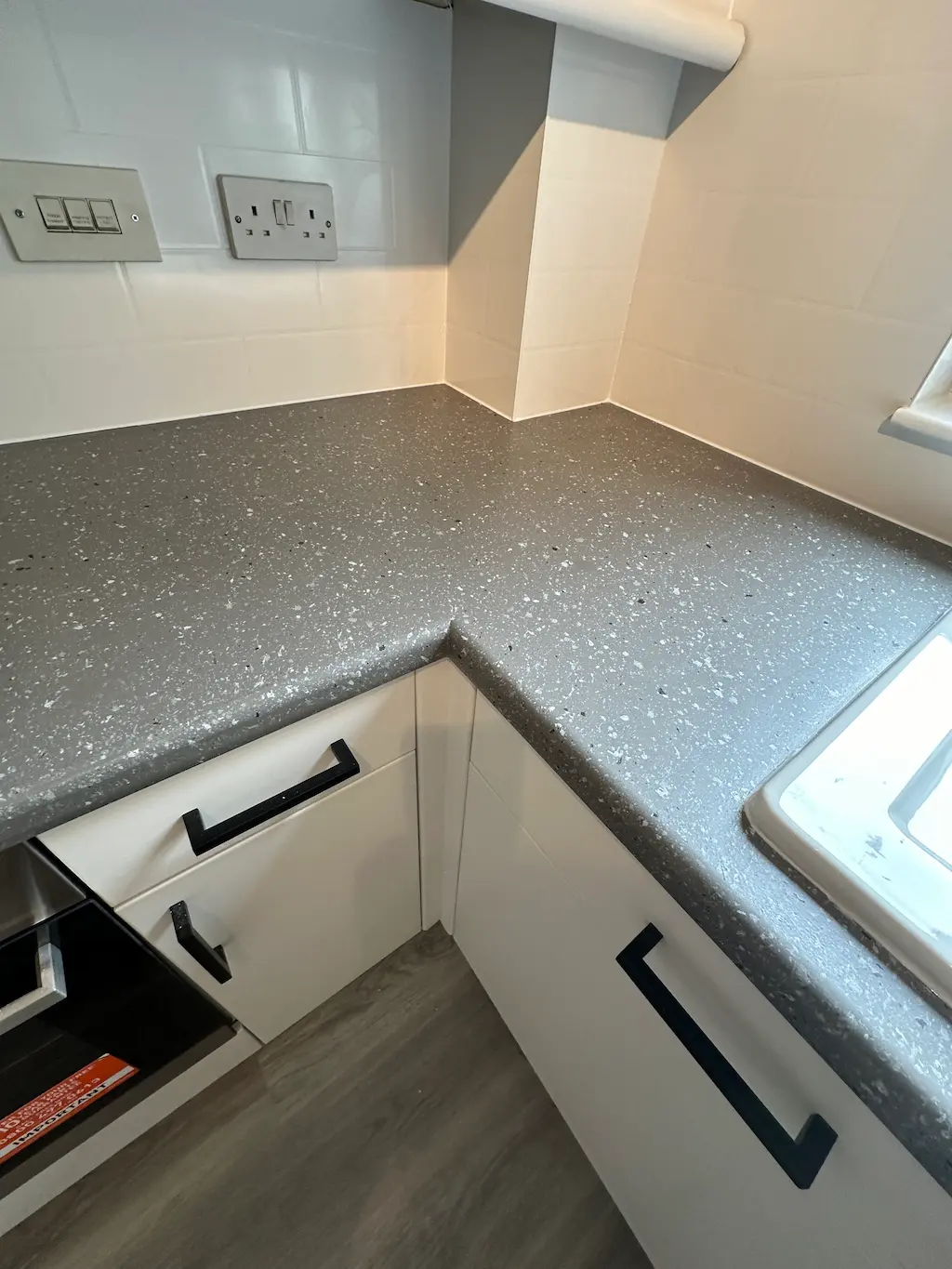 JD-Kitchens-Spray Granite